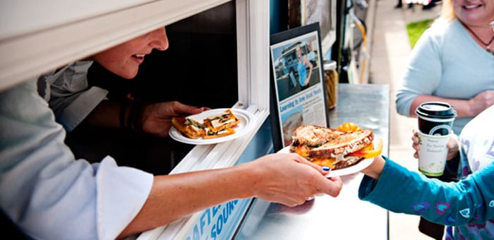 Food Truck Branding: The Definitive Guide [2024]